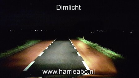 H4  MET PHILIPS LED&#039;S MET GROOT EN DIMLICHT 6 en 12 volt KLEIN MODEL PAST ALTIJD.(H4.00.100.200 )