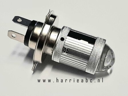 H4 6 en 12 volt  in kleur wit 6500k, warm wit 4300k of geel 3000k.