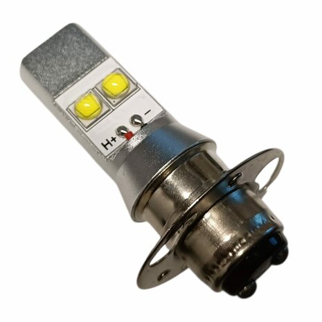 P15D (P30D) LED LAMP 30 WATT 6 T/M 12 VOLT IN DIVERSE WARMTE KLEUREN MASSA NEGATIEF. (P15D.40.OO.10 )