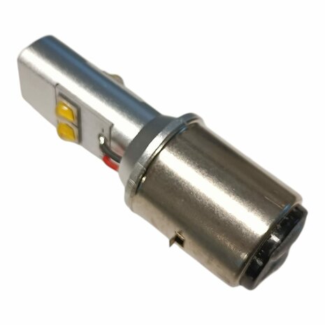 BA20D LED LAMP 30 WATT 6 T/M 12 VOLT IN DE KLEUR WARM WIT MASSA NEGATIEF. (BA20D.40.OO.10 )